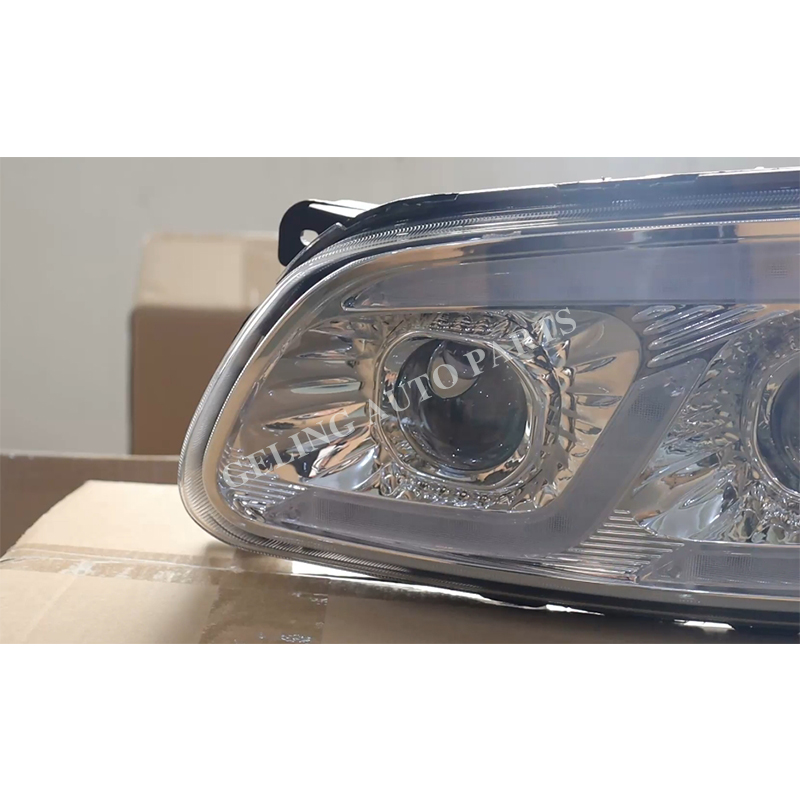 GELING Truck Body Parts Kit Head Lamp with Projector 81110-3750