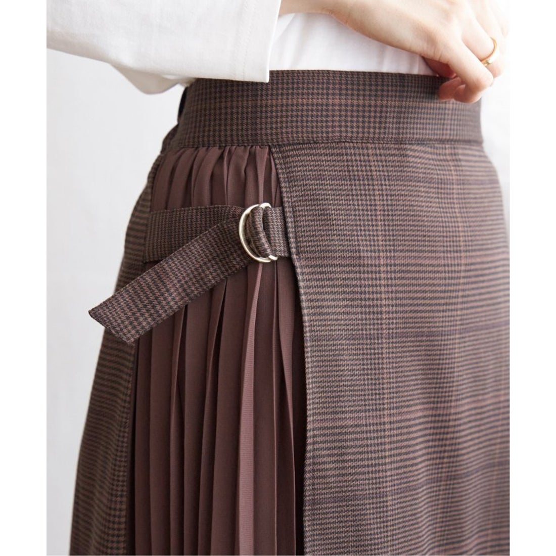 イッカラウンジ ikka LOUNGE サイドプリーツスカート （ブラウン