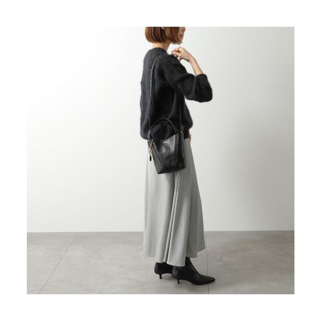 クロエ Chloe Chloe ショルダーバッグ CHLOE SPIN CH25SS812N84 （001