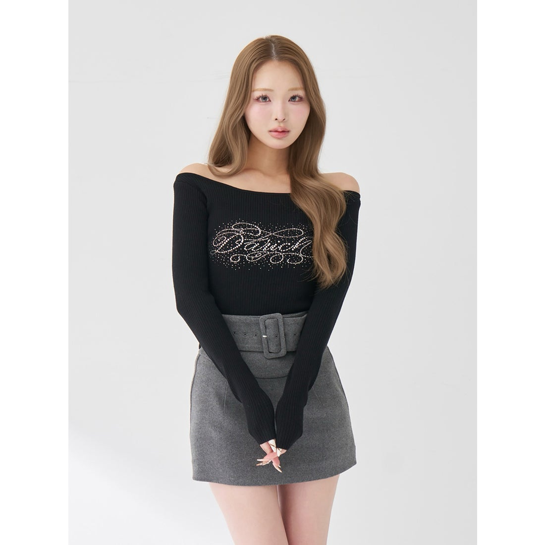 ダーリッチ Darich ビジューロゴボートネックニットトップス
