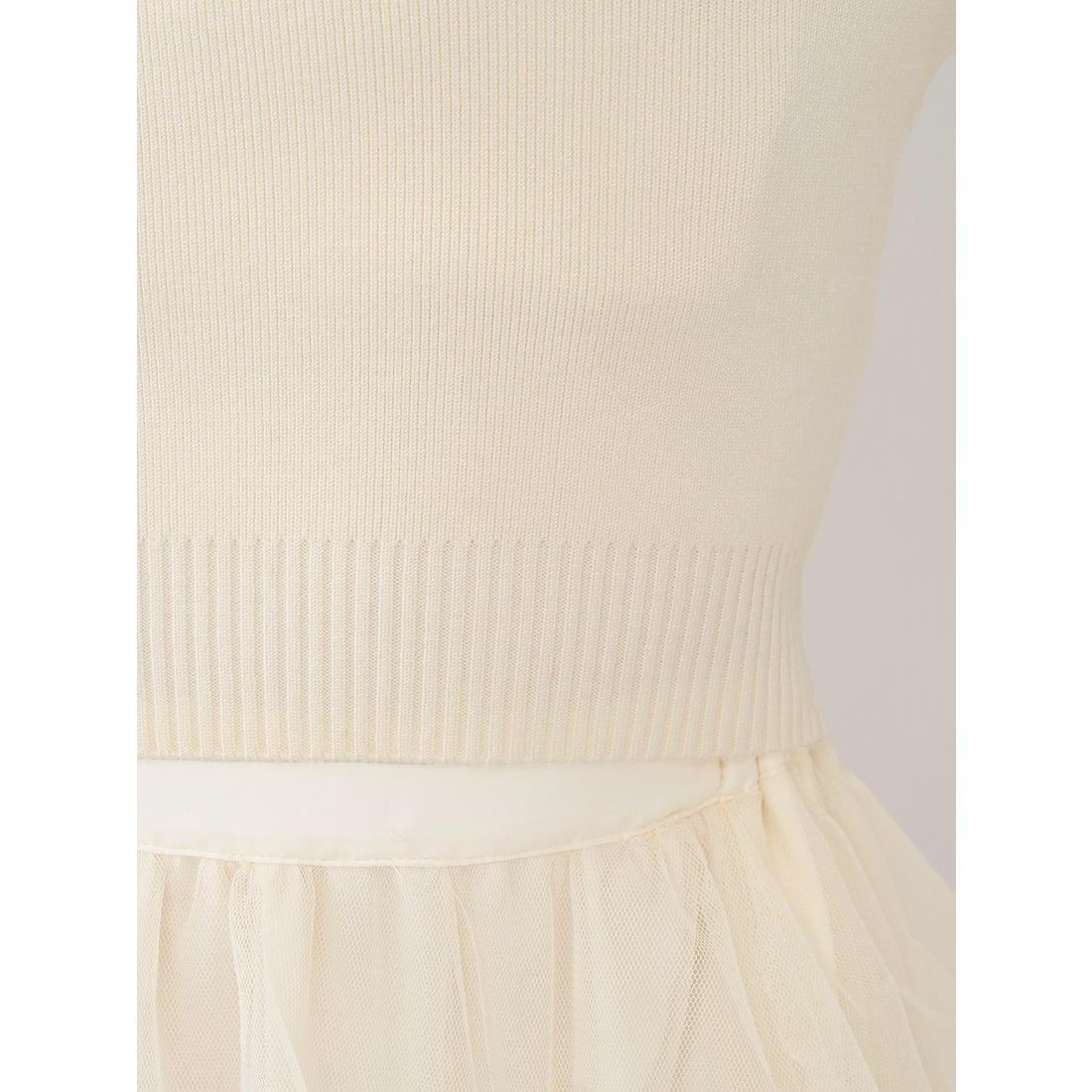 ダーリッチ Darich レイヤードライクロゴニットトップス （アイボリー