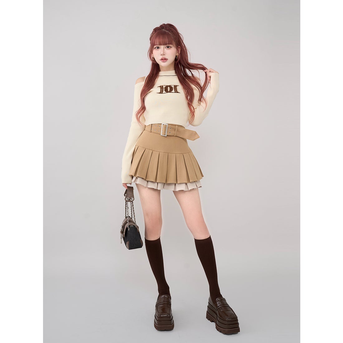 ダーリッチ Darich レイヤードライクロゴニットトップス （アイボリー