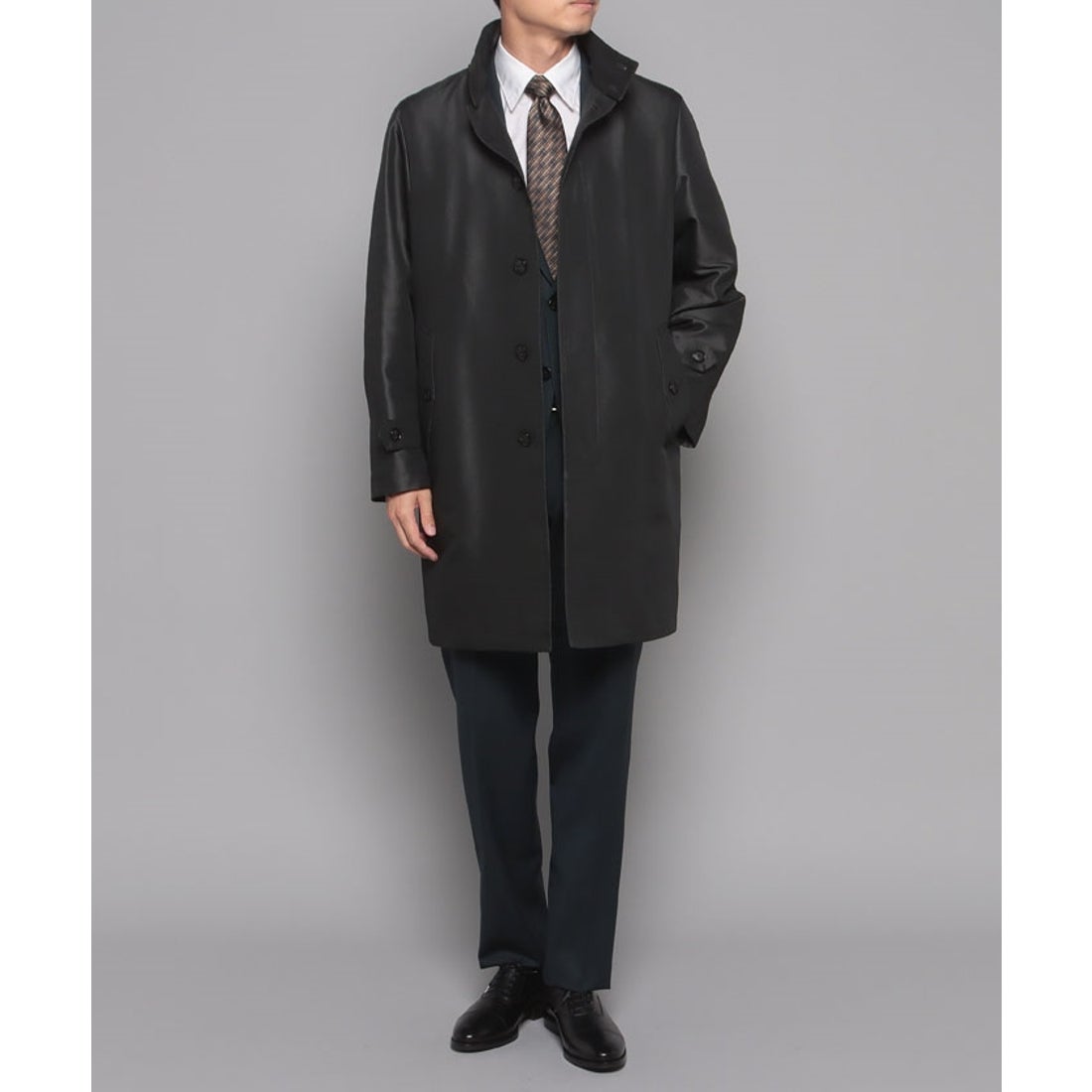 へリンボン柄スタンドカラーコート（中わたライナー仕様 / ミドル