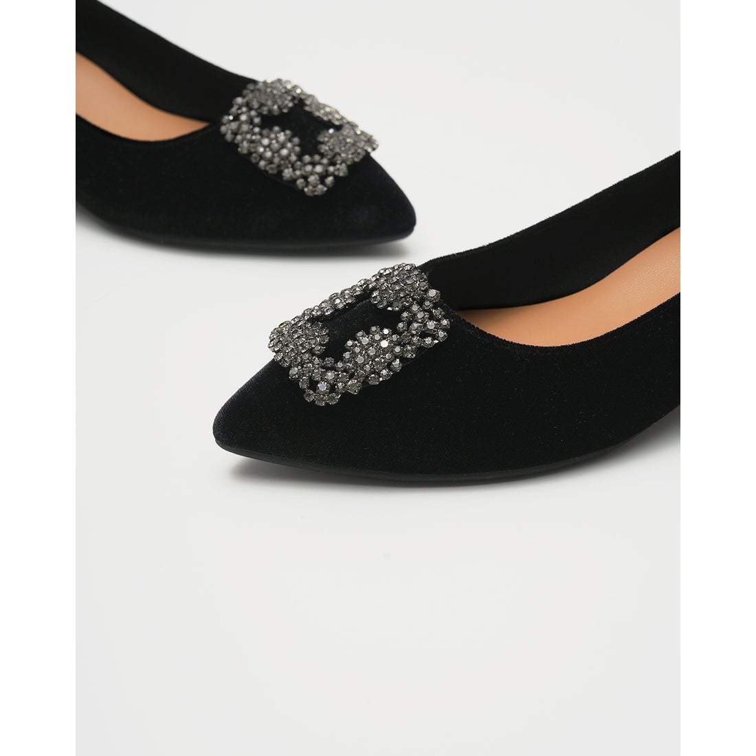 3cmヒール ビジューパンプス （ブラック ベルベット） -Emma Francis