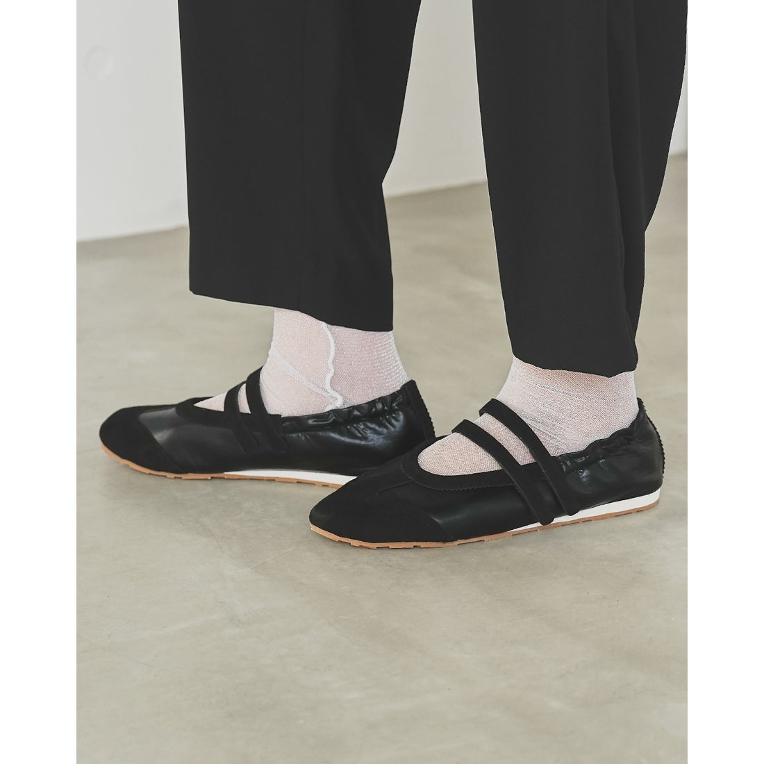 メリージェーン スニーカー （ブラック ベロアレザー） -Emma Francis