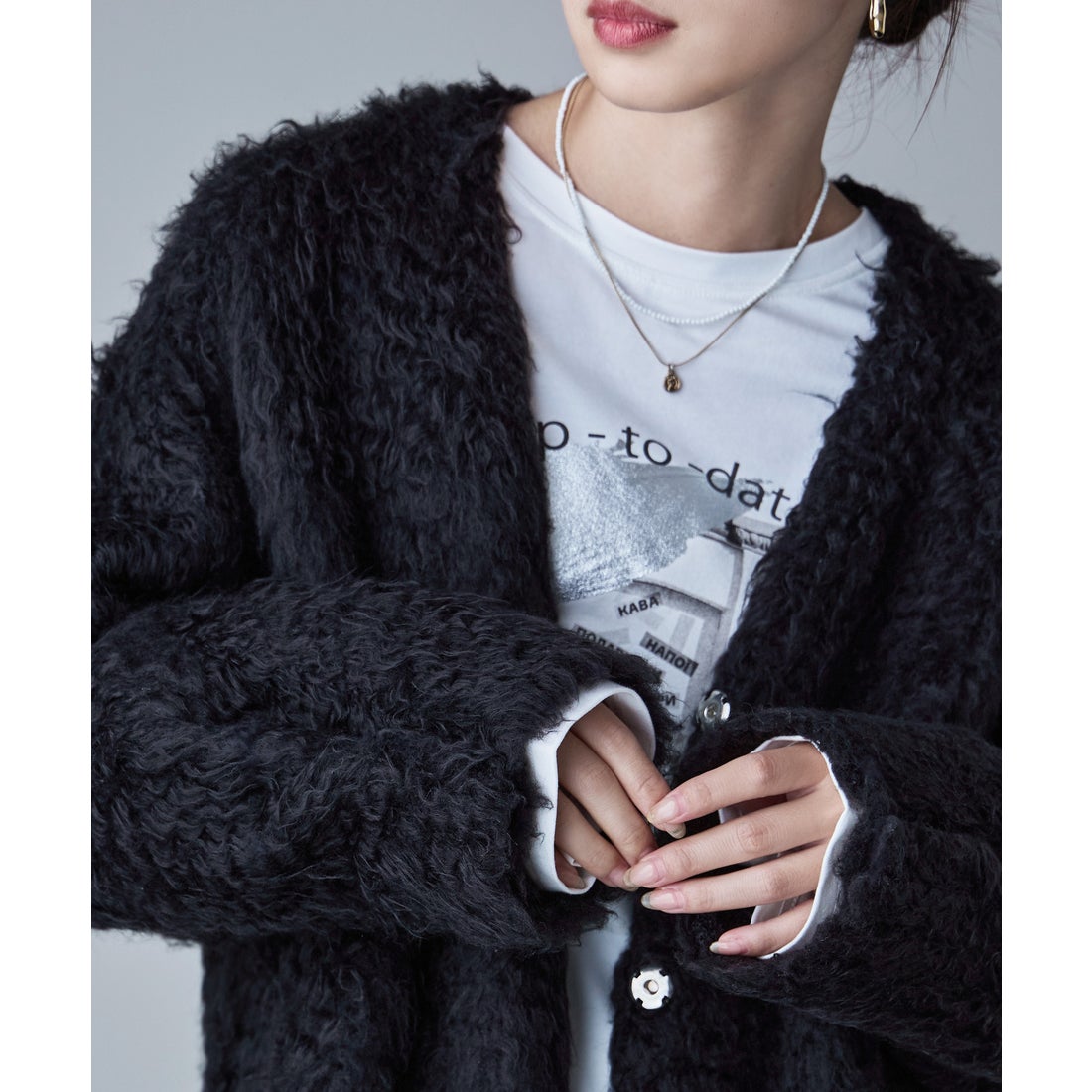 エトル etoll. シャギーニットVネックカーディガン （ブラック） -靴