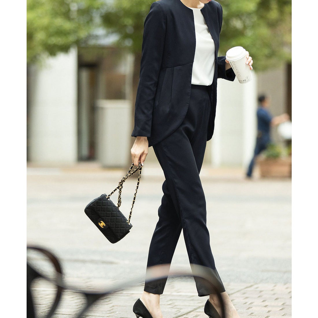 フロリア Flolia ラウンドカットノーカラージャケット テーパード