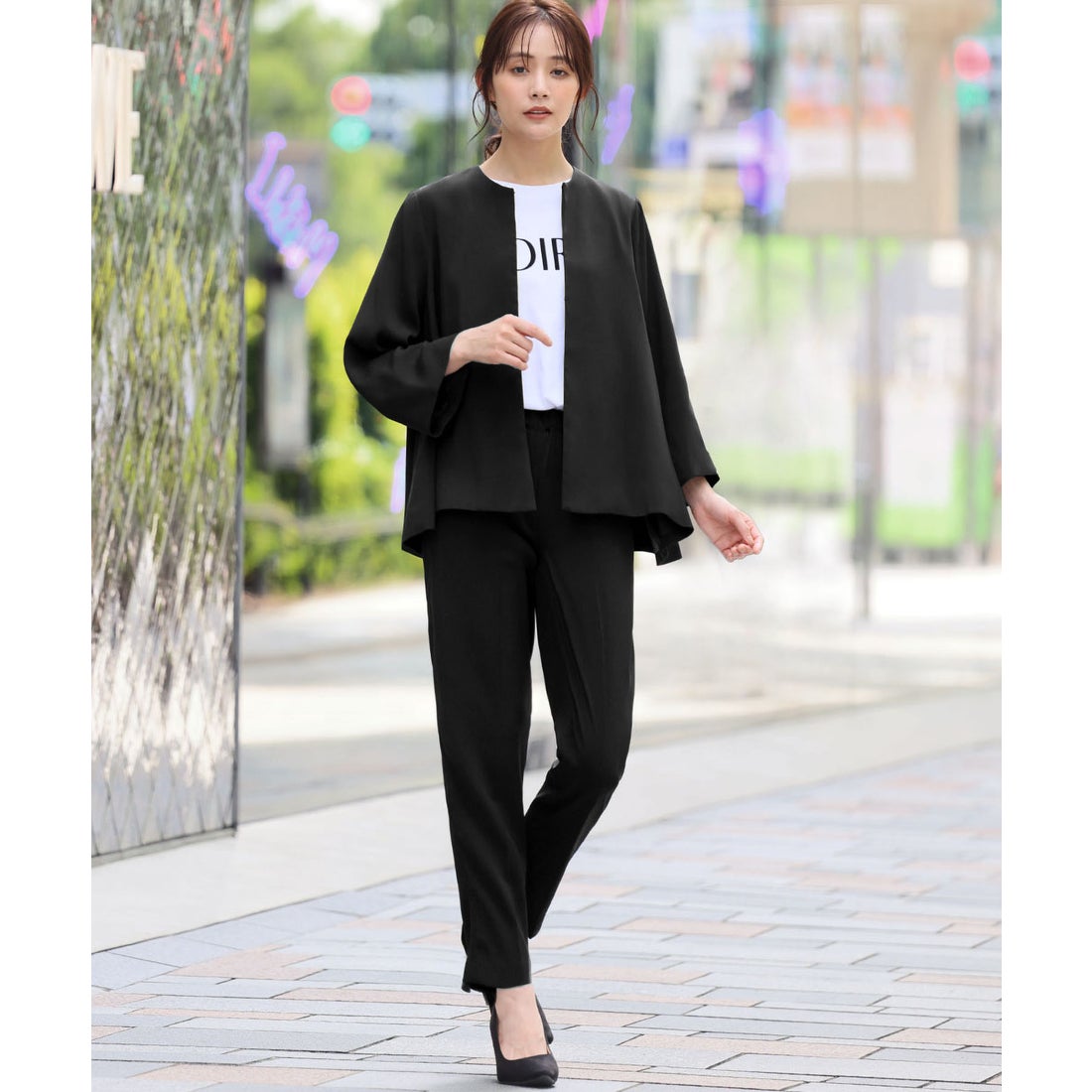 フロリア Flolia 洗える スーツ セットアップ パンツスーツ ノーカラー