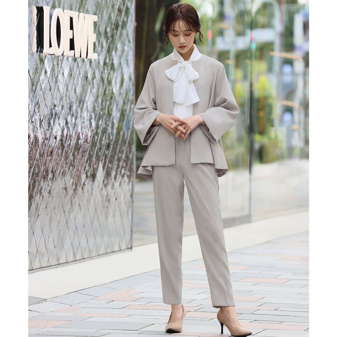 フロリア Flolia 洗える スーツ セットアップ パンツスーツ ノーカラー