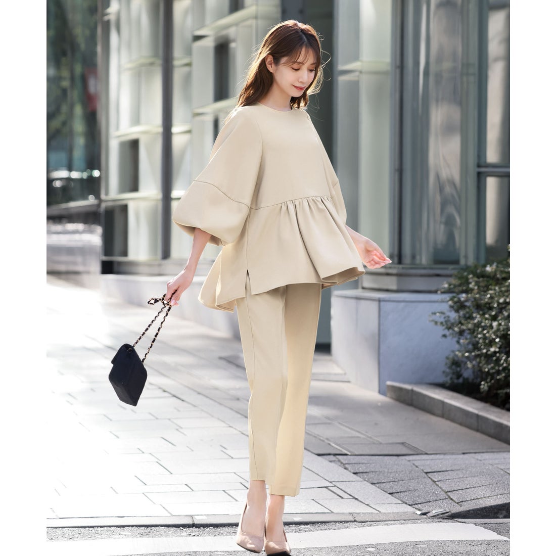 フロリア Flolia ランタンスリーブペプラムブラウス テーパードパンツ