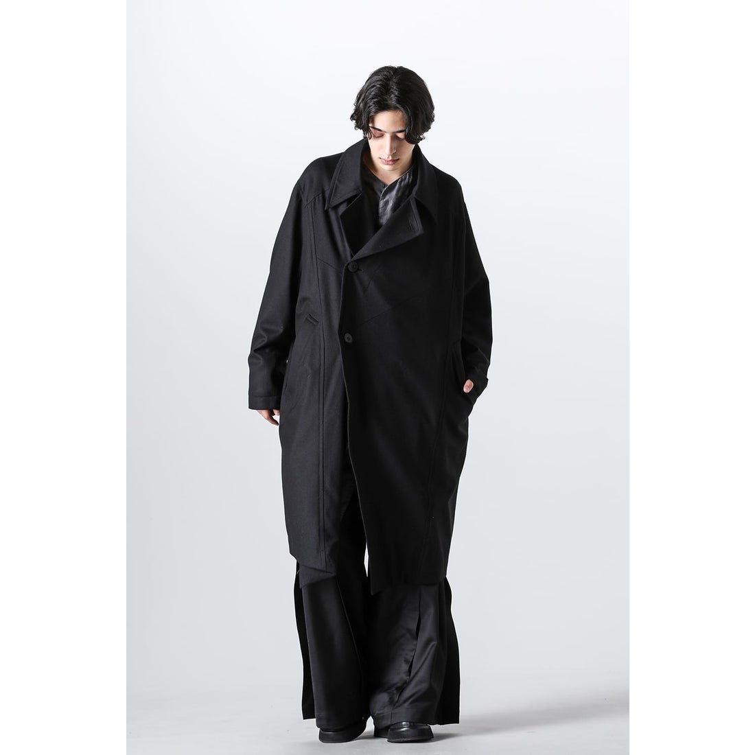 ユリウス JULIUS Wool Cashmere Saxony Over Size Long Coat （Black