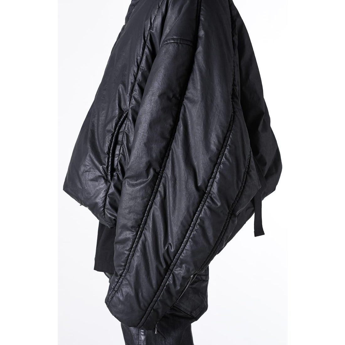 ユリウス JULIUS COATED CLOTH JACKET （BLACK） -FASCINATE