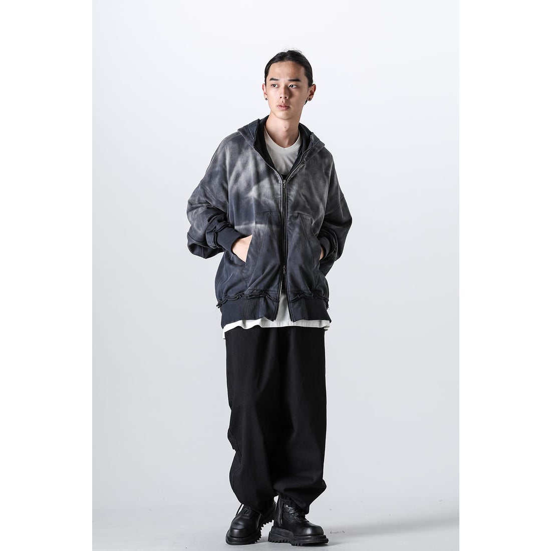 JULIUS Cotton Sweat Bleach Zip Up Hoodie （Black） - Osaka / Kyoto