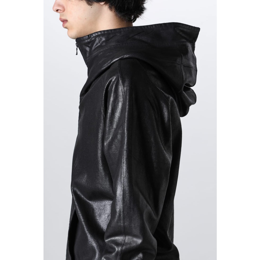 JULIUS Coated Satin Short Hooded Blouson JULIUS Coated Satin Short