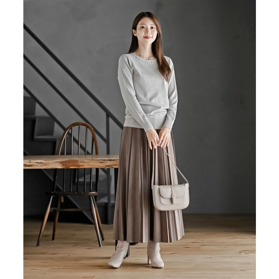 アールピーエス rps スエードポンチプリーツスカート （ピンクベージュ