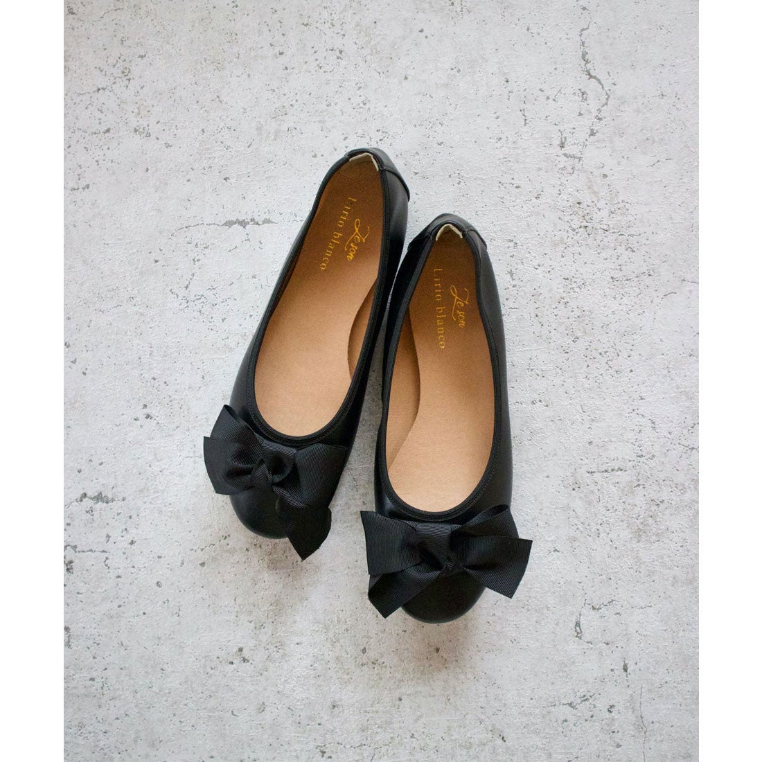 ル ソン Le son ペタンコリボンパンプス （ブラック） -靴