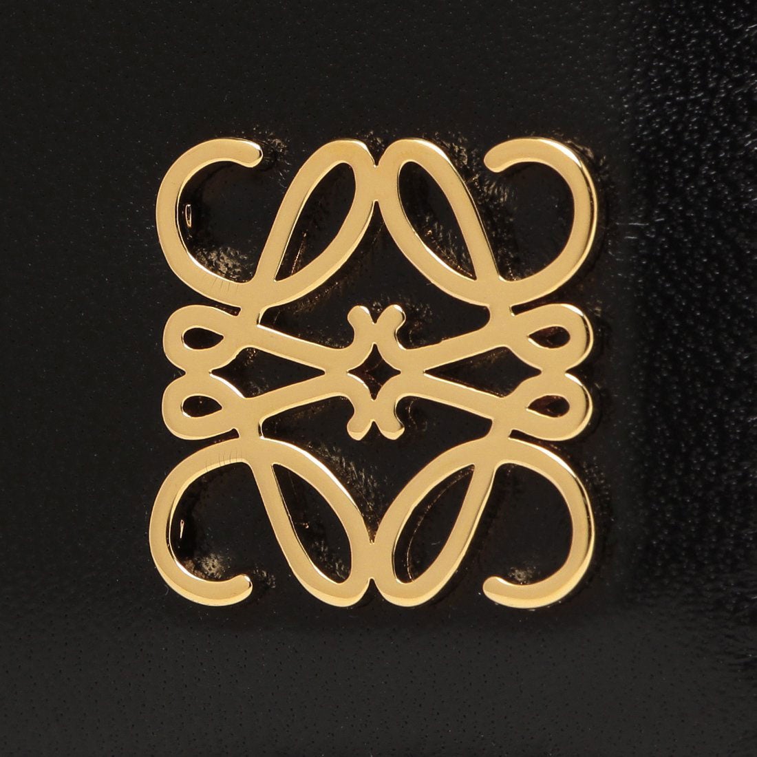 ロエベ LOEWE カードケース アナグラム パファー ブラック レディース