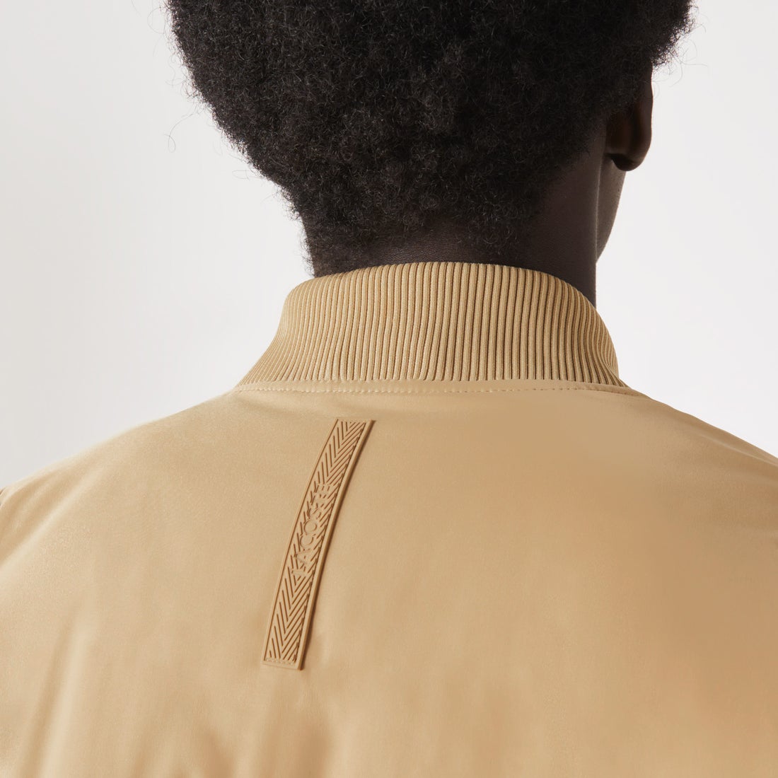 ラコステ LACOSTE 撥水サーモアインサレーションボンバージャケット