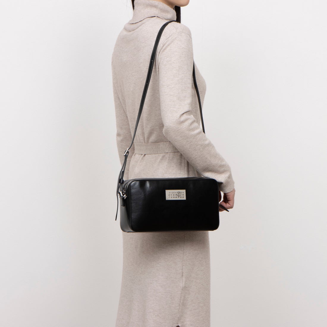 エムエムシックス メゾン マルジェラ MM6 Maison Margiela SB6WG0012