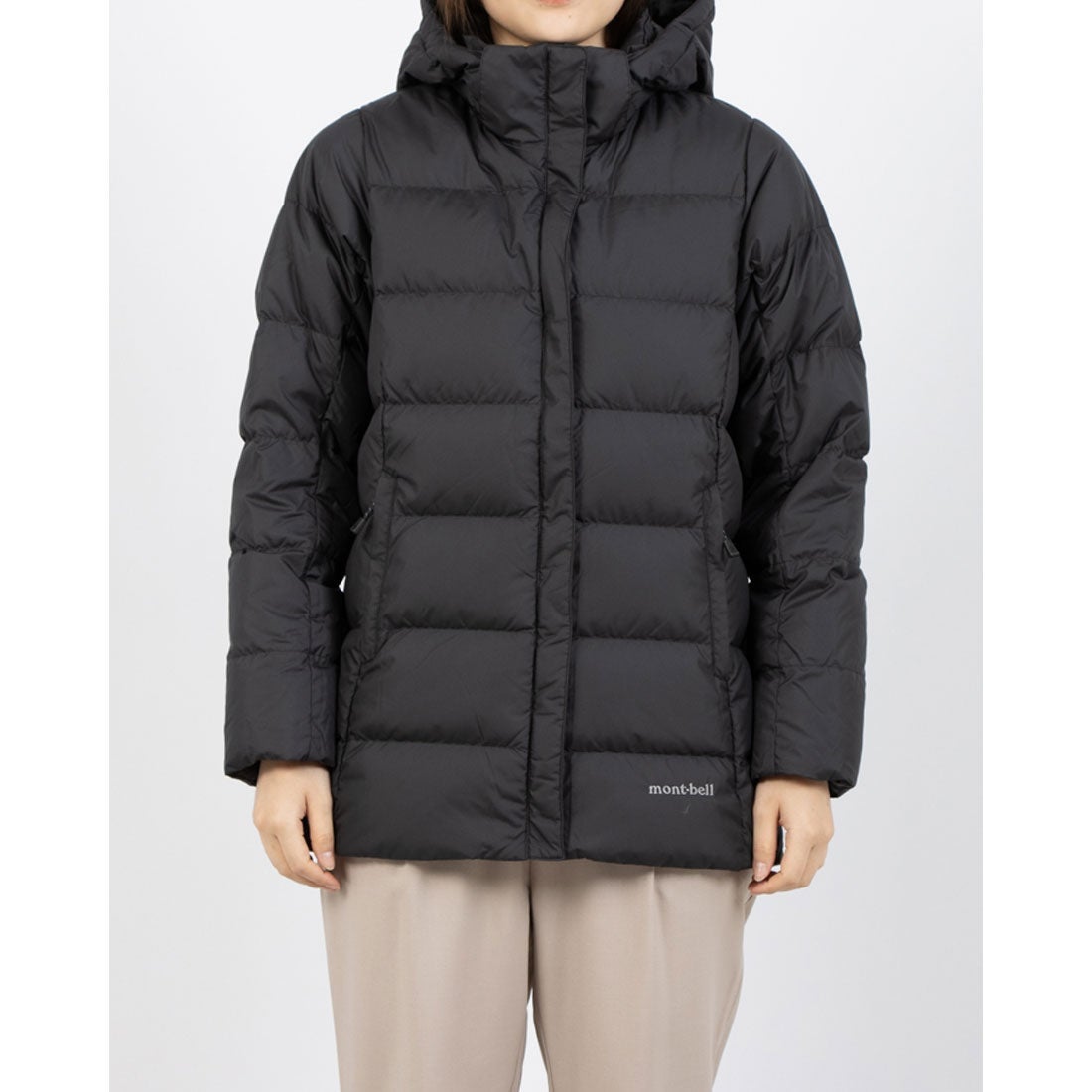 モンベル mont-bell トラベルダウンパーカ Women's （ブラック