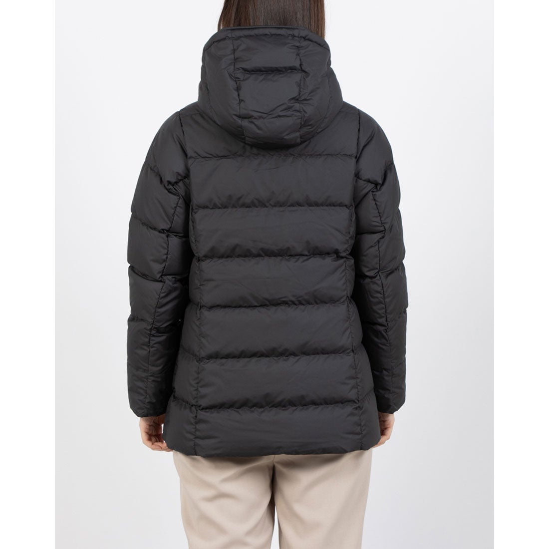 モンベル mont-bell トラベルダウンパーカ Women's （ブラック