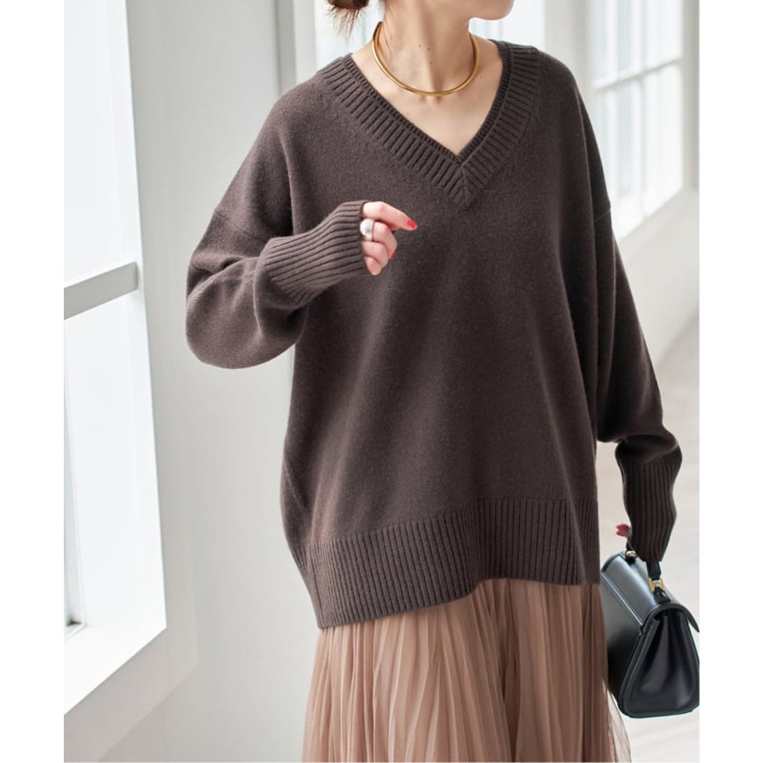 スピック＆スパン Spick & Span W/CA Vネックニット （ブラウン