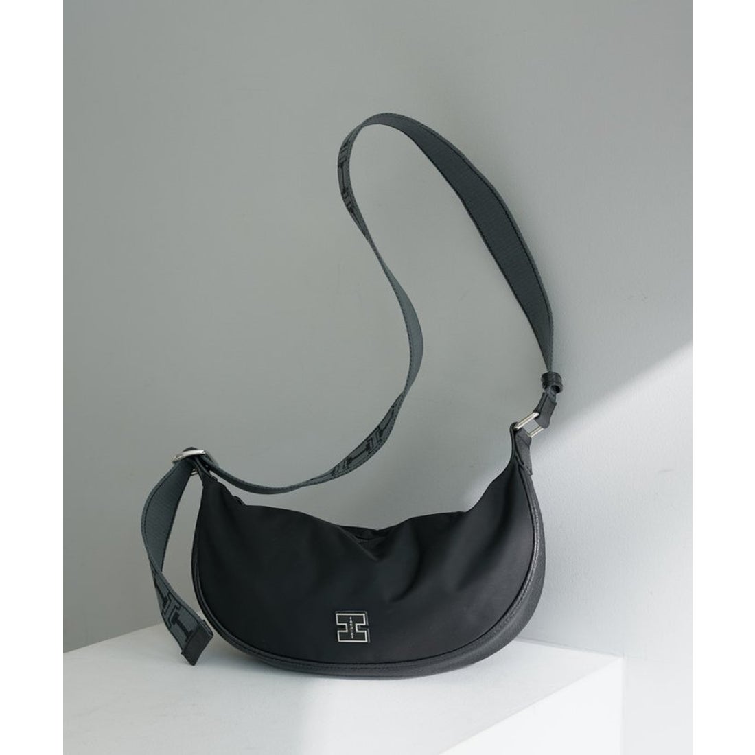 イアクッチ IACUCCI アーゴ S NYLON/CERVO （black） -靴