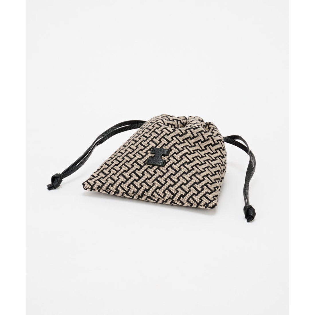 イアクッチ IACUCCI モノグランマ ポーチJACQUARD/RUGA （black） -靴