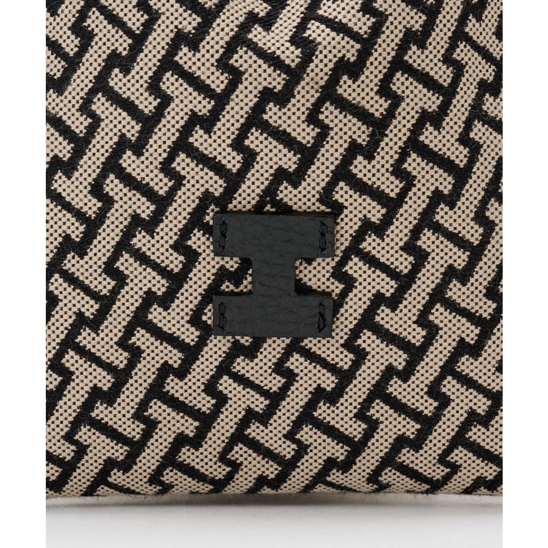 イアクッチ IACUCCI モノグランマ ポーチJACQUARD/RUGA （black） -靴