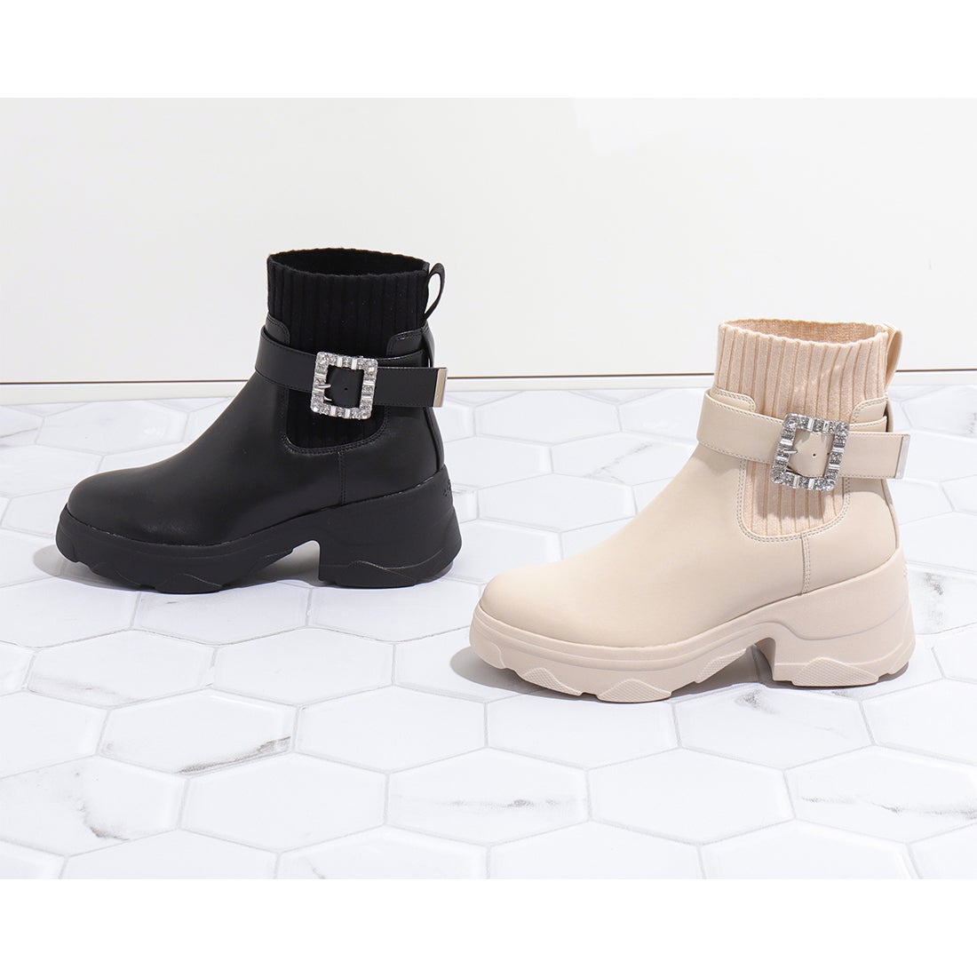 プラスダイアナ ＋diana 【撥水加工】クリスタルバックルショート