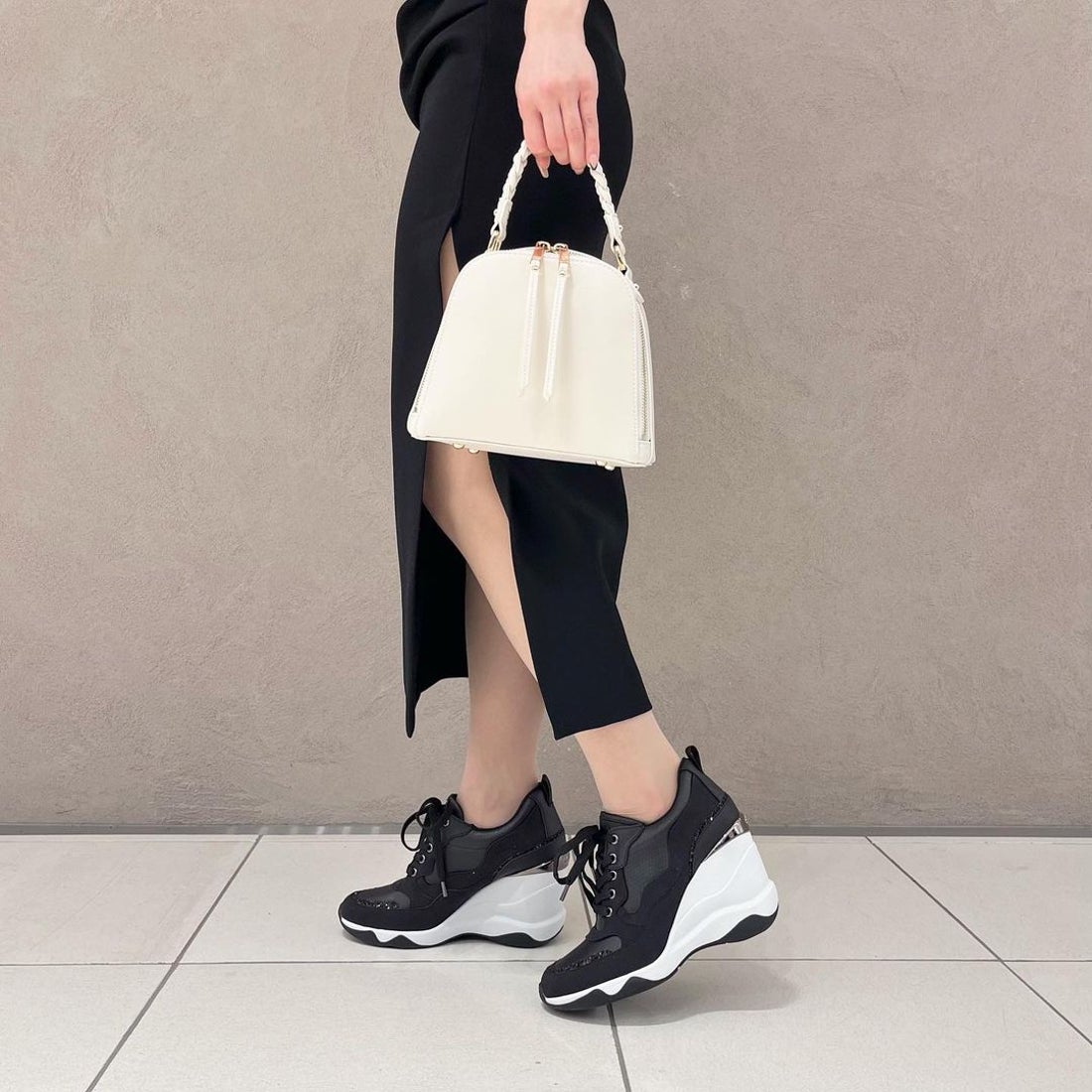 ＋diana プラスダイアナ +diana 【9cm】美脚ヒールアップスニーカー