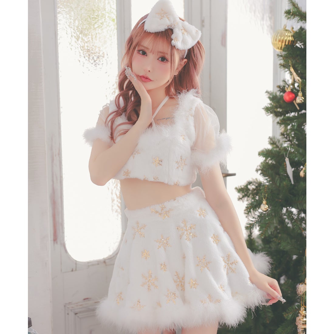 ティカ Tika サンタコス 3点set クロスネックリボンへそ出しセパレート