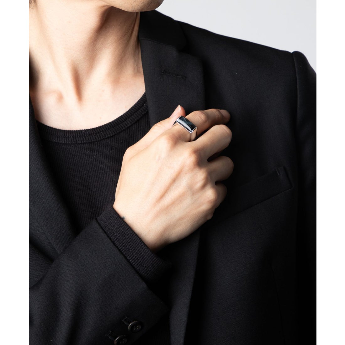 トムウッド TOM WOOD Crest Ring Blue Howk Eye(M) 74HCRBH01S925-M