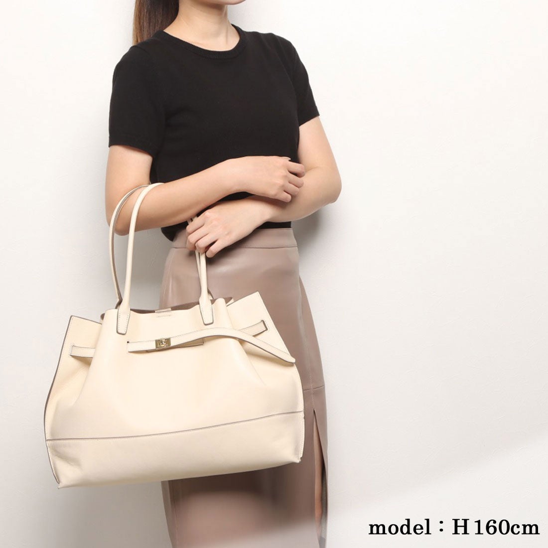 トプカピ TOPKAPI シュリンクレザーベルトデザインA4トートバッグ