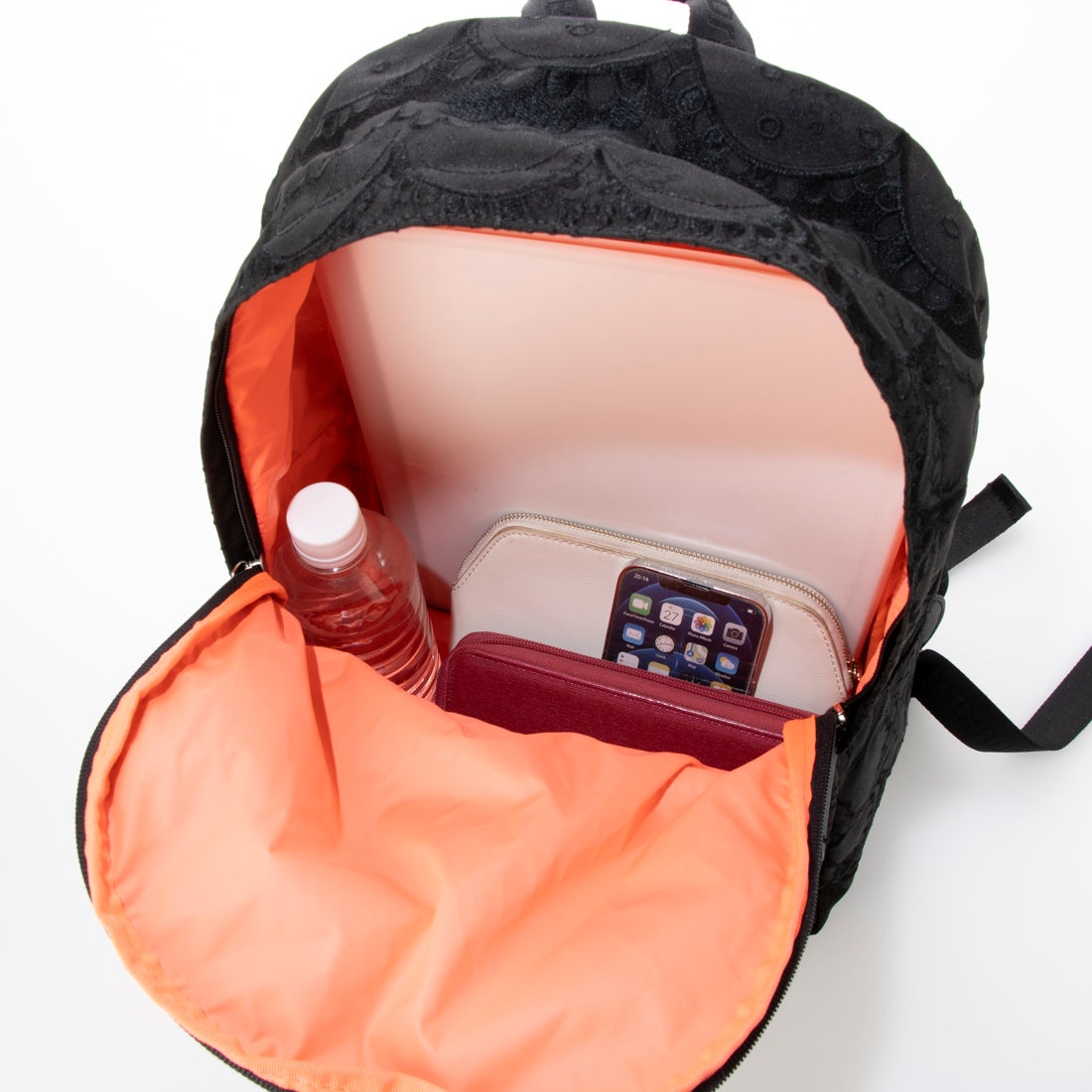 ツモリチサト キャリー tsumori chisato CARRY スカラップ 刺繍 バック