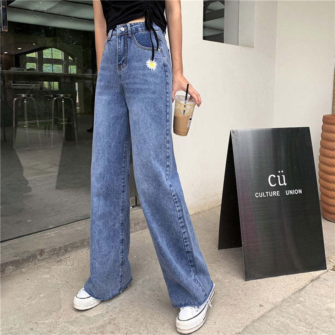 ゾエ ジェンコ Zoe Jenko ワンポイント刺繍ストレートデニムパンツ