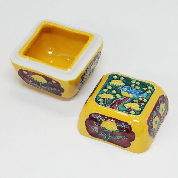 茶道具 額梅 香合・高野昭阿弥（京都市）