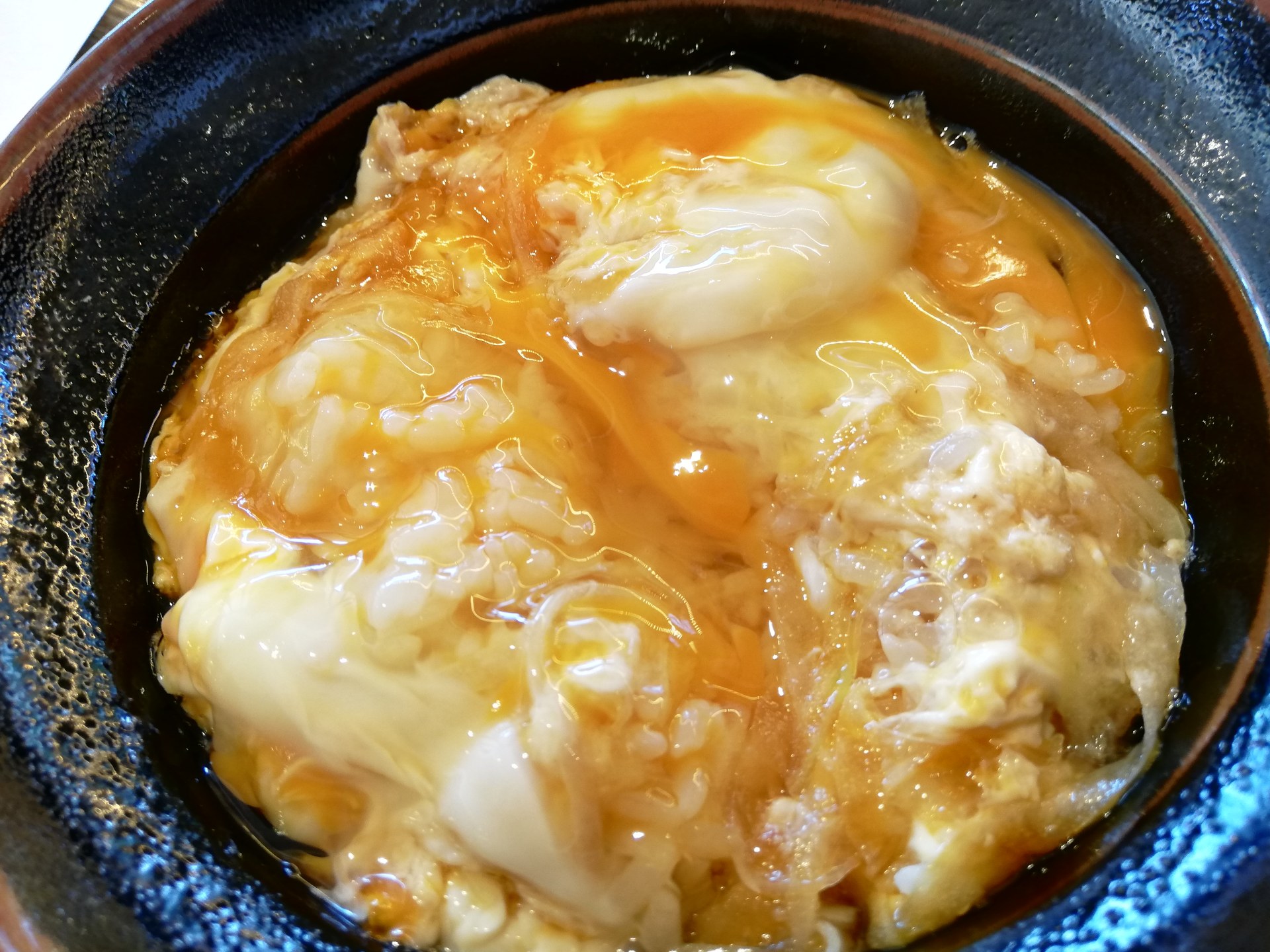 鳥濱トメさんの玉子丼・靖國八千代食堂