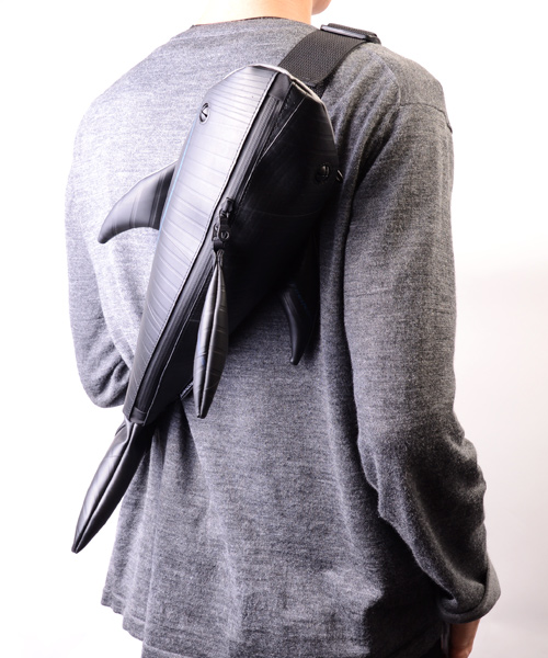 ボディバッグShark | 日本職人が作るメンズ トート バッグ・ショルダー