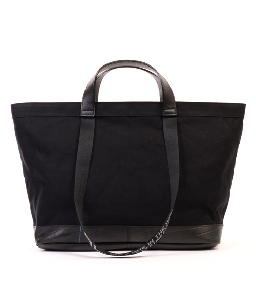 gallery_11_l.jpg?auto=format