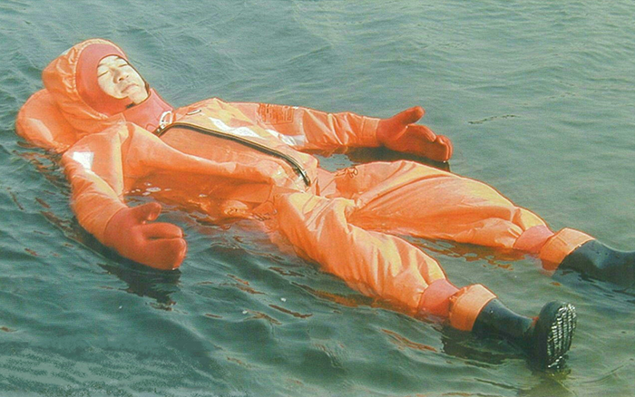 イマーションスーツ｜株式会社シーメイト