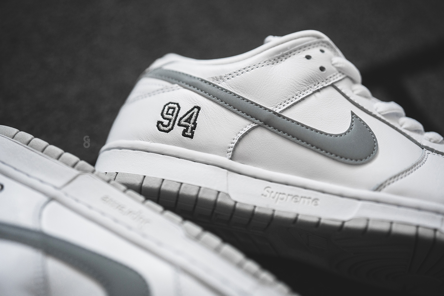 Supreme x Nike SB Dunk Low OG QS “White / Silver” Review – Sean Go