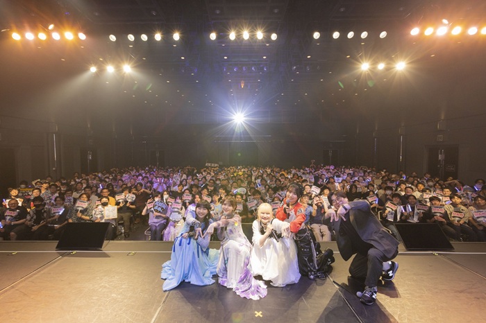 B*i様 M学園インストール 直筆サイン色紙 立花日菜 鬼頭明里 羊宮妃那