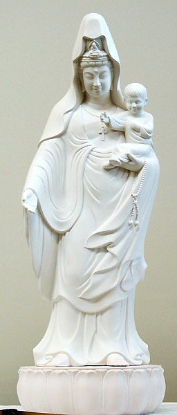 マリア観音像（慈母観音像） 長田晴鳳作