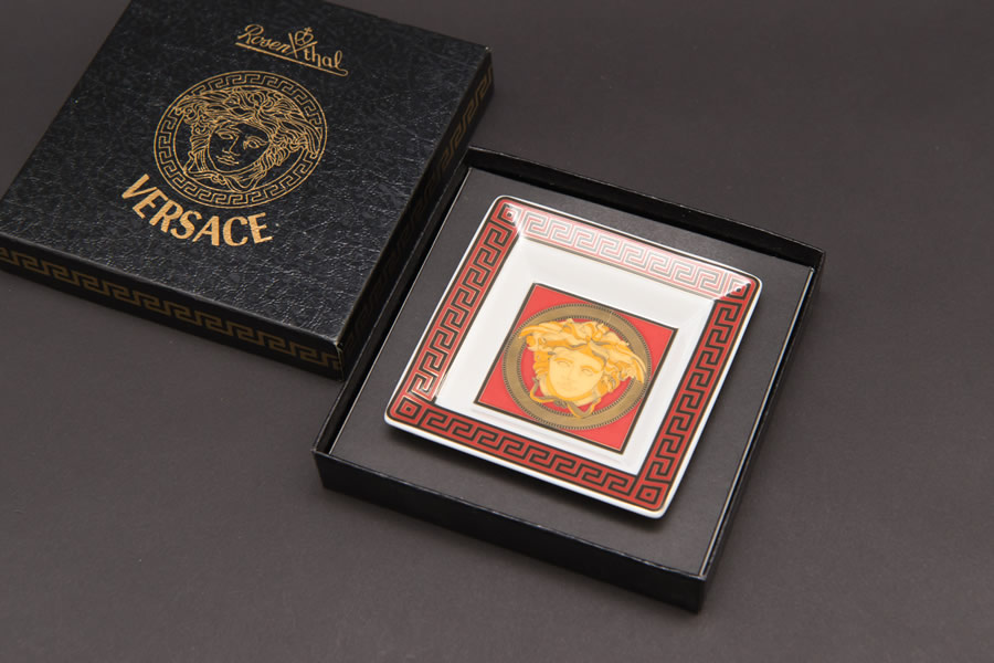 ローゼンタール × ヴェルサーチ メドゥーサ スクエアトレイを買い取り