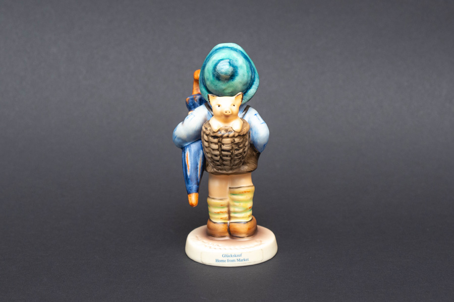 ゲーベル フンメル人形 『Home from Market（市場からの帰り道）』を