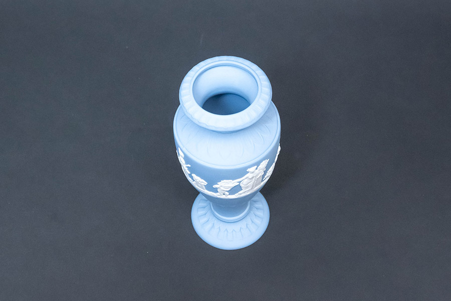 ウェッジウッド ジャスパー（ペールブルー） フルーテッドフラワー