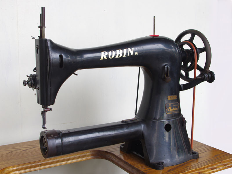 No.188 ROBIN TE-1 大同工業製 腕ミシン 足踏みミシン：アンティーク