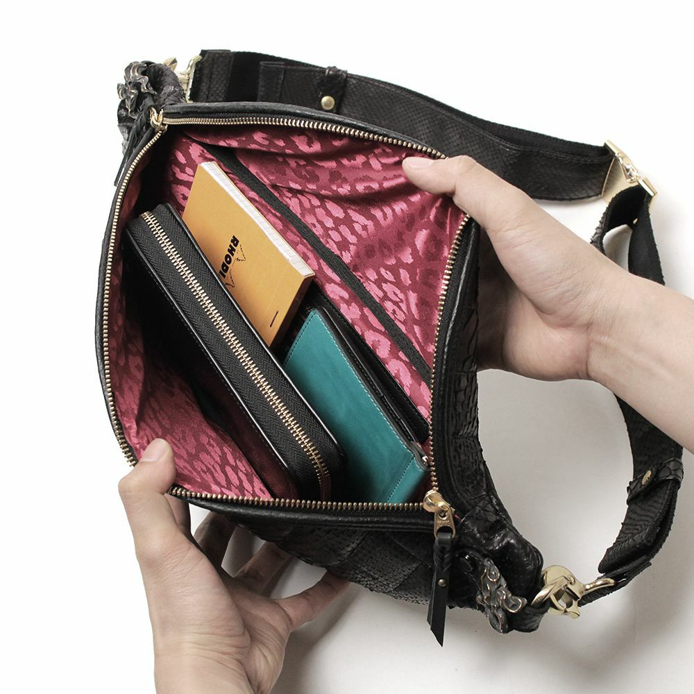 キルティング ボディバッグ ブラック ダイヤモンドパイソン（ヘビ革