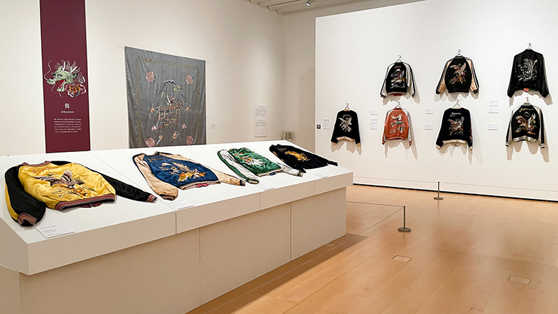 横須賀ドブ板通り発祥の「スカジャン」の魅力に迫る！【横須賀美術館